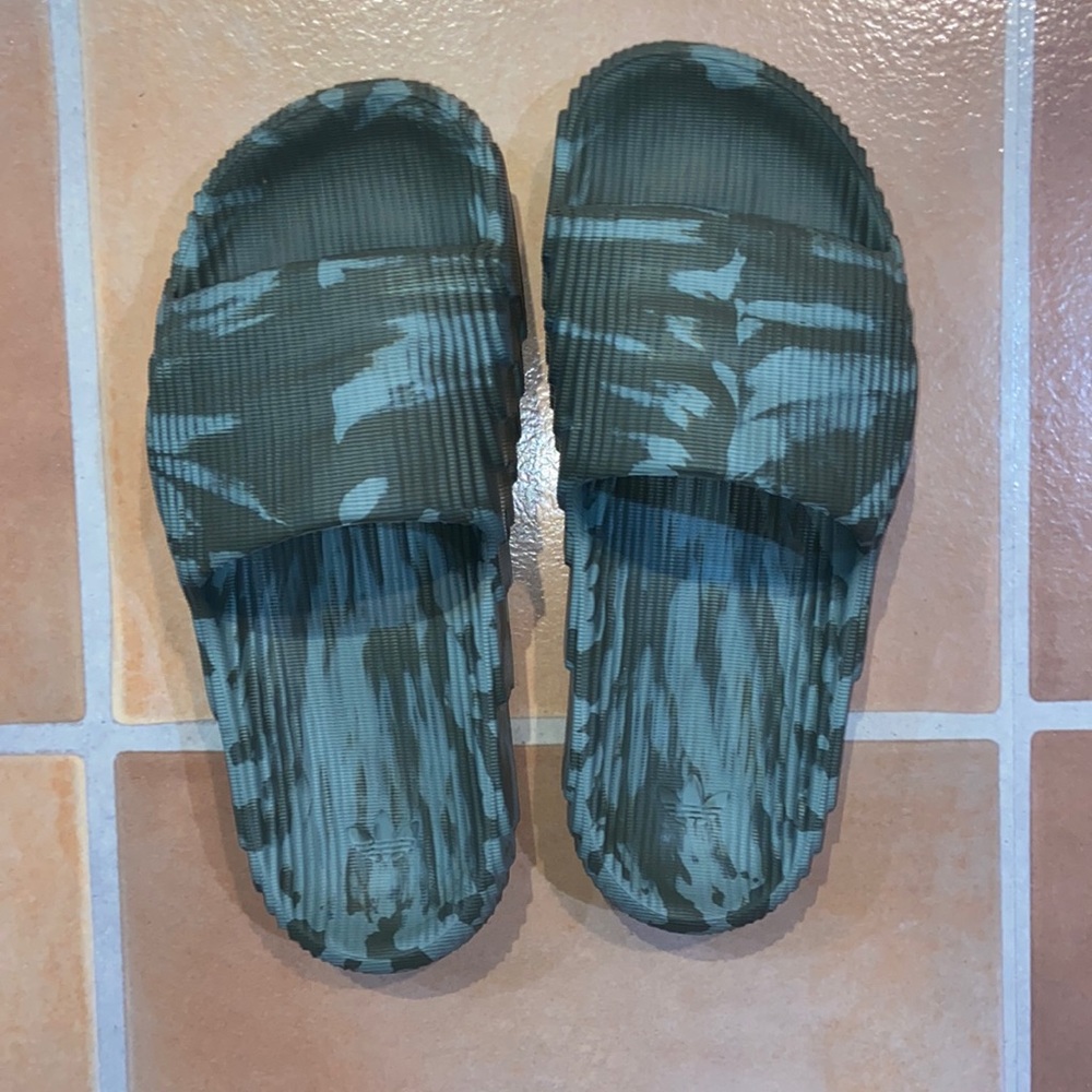 Adidas slides